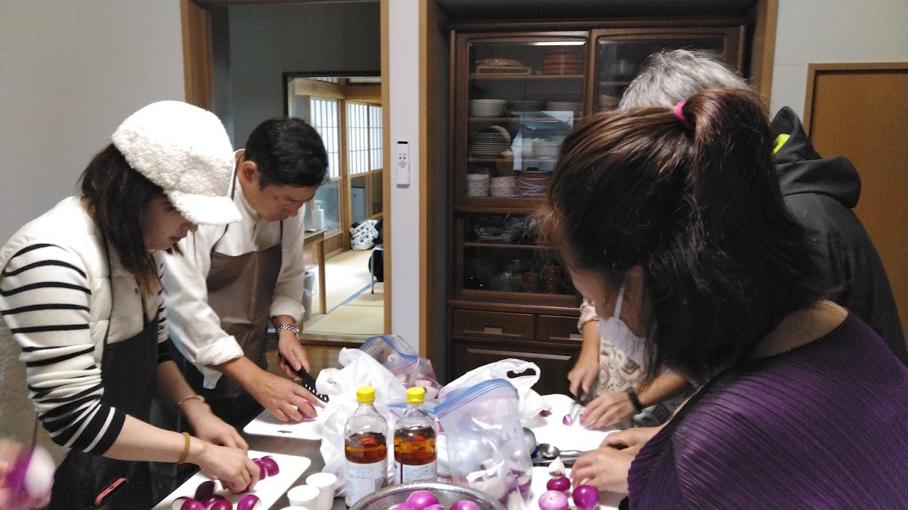 はじめまして　８月より開店いたしました