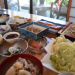 お昼のお食事もどうぞ