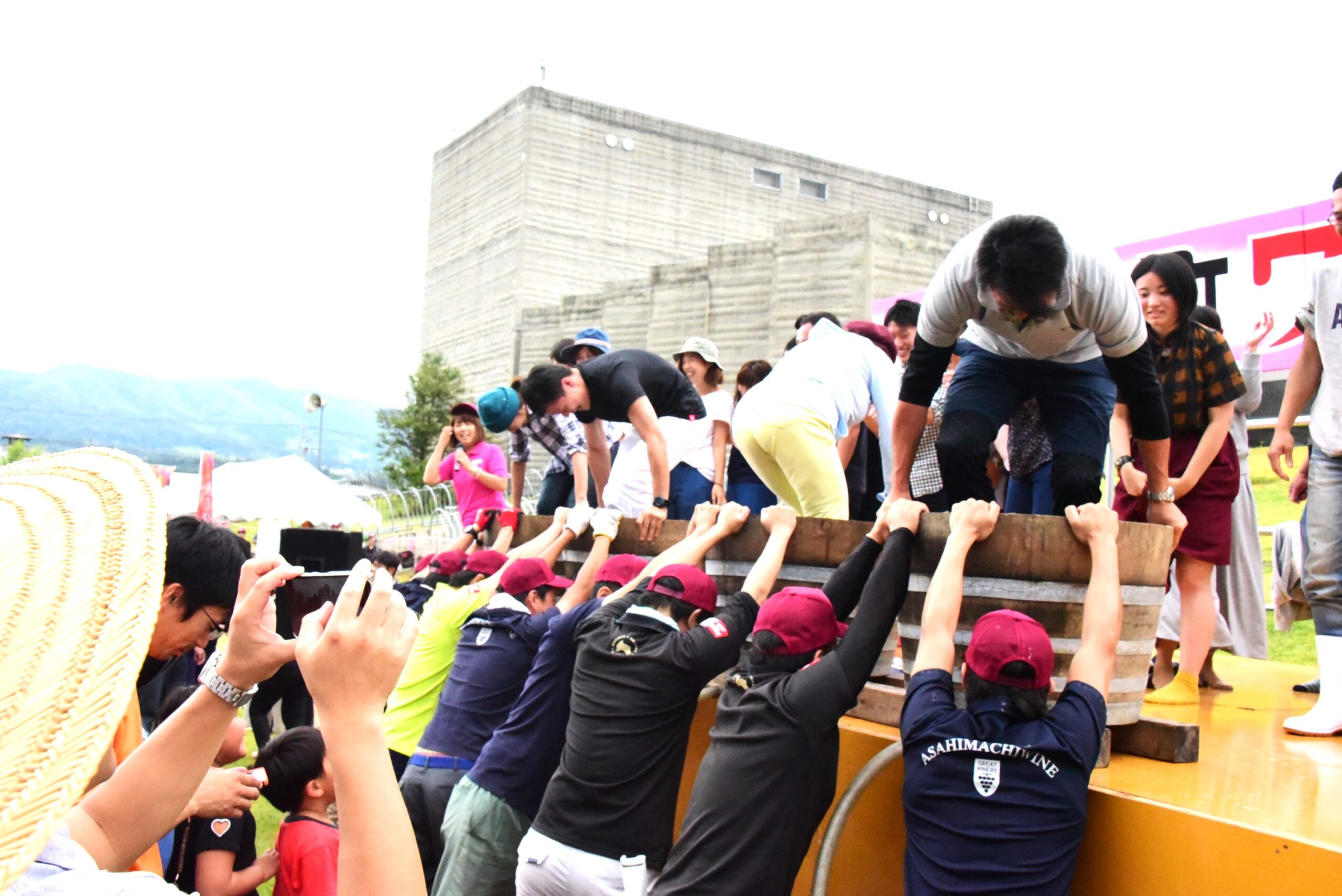 朝日町ワインまつりとりんご狩り体験 参加募集!