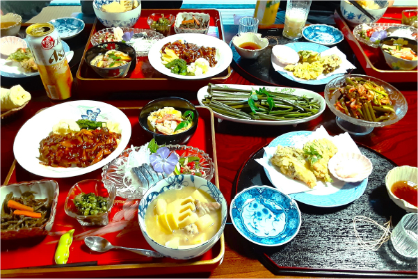 伝承野菜や季節の野菜を取り入れたお料理