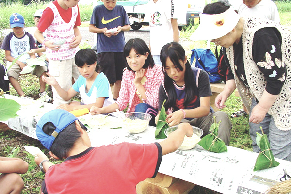 Hoba leaf rice cooking class