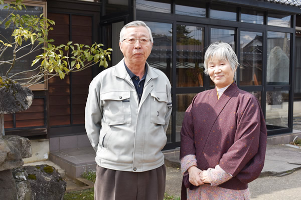 農家民宿松べえ釼持重治・澄子