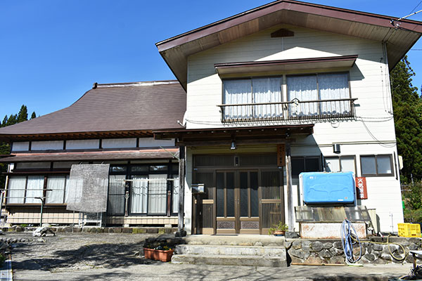 Farmhouse Inn Ikarashi “Shinka”